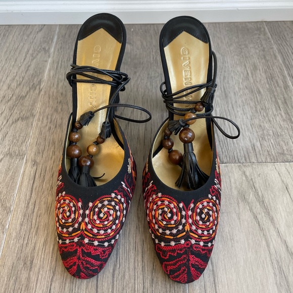 Givenchy Muti-coloured Embroidered Heels with Leather Lace-Up Straps - Picture 2 of 8